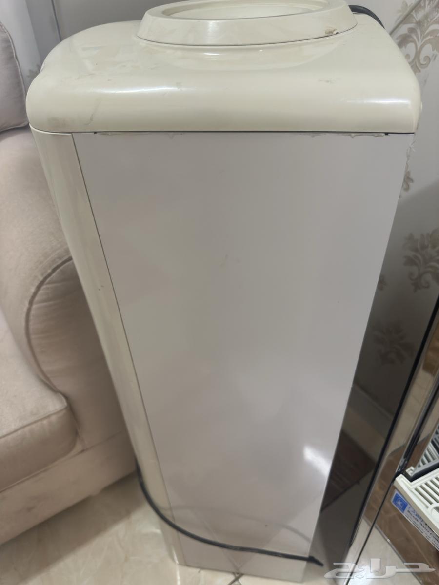 2 water coolers63618864656898111
