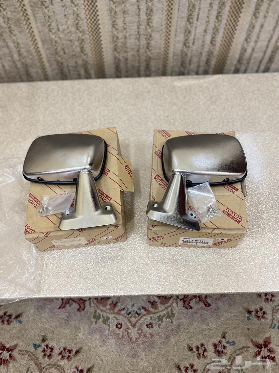 Toyota Hilux 84 to 86 Agency Mirrors63654657450371110