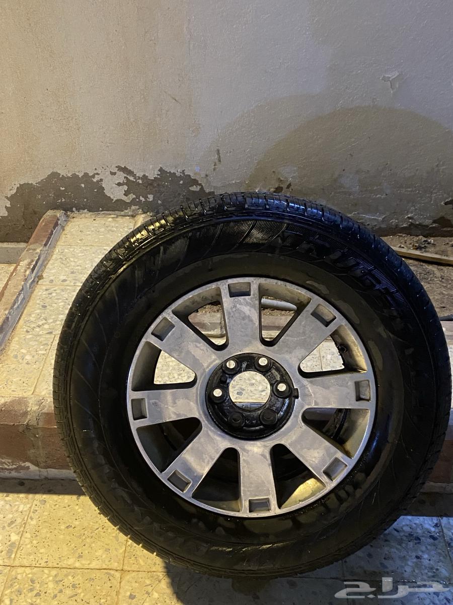 Original 2004 Lincoln Navigator rim sealed by Ford with tire63654900417283110