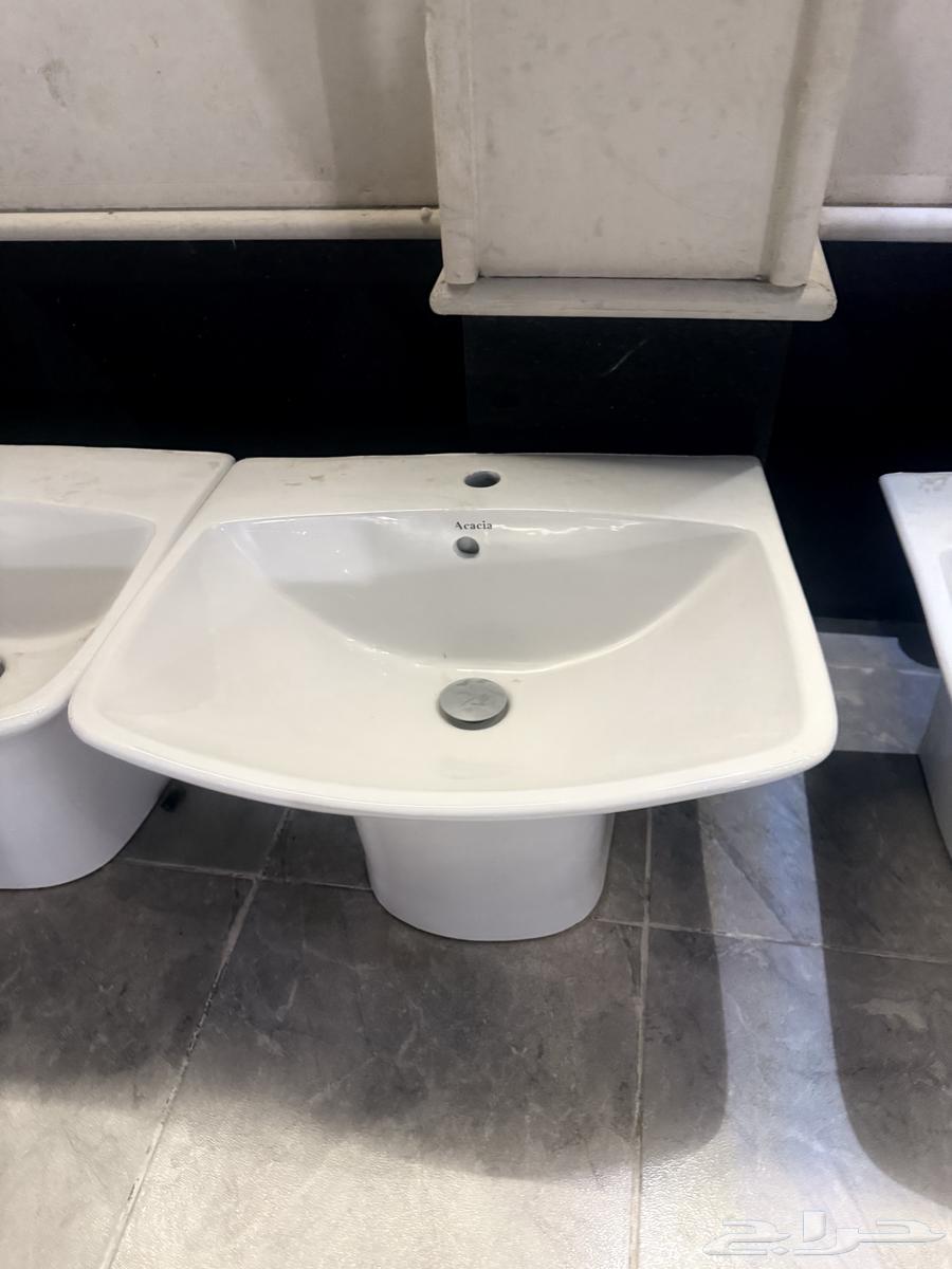 Bathroom sinks63618873558529111