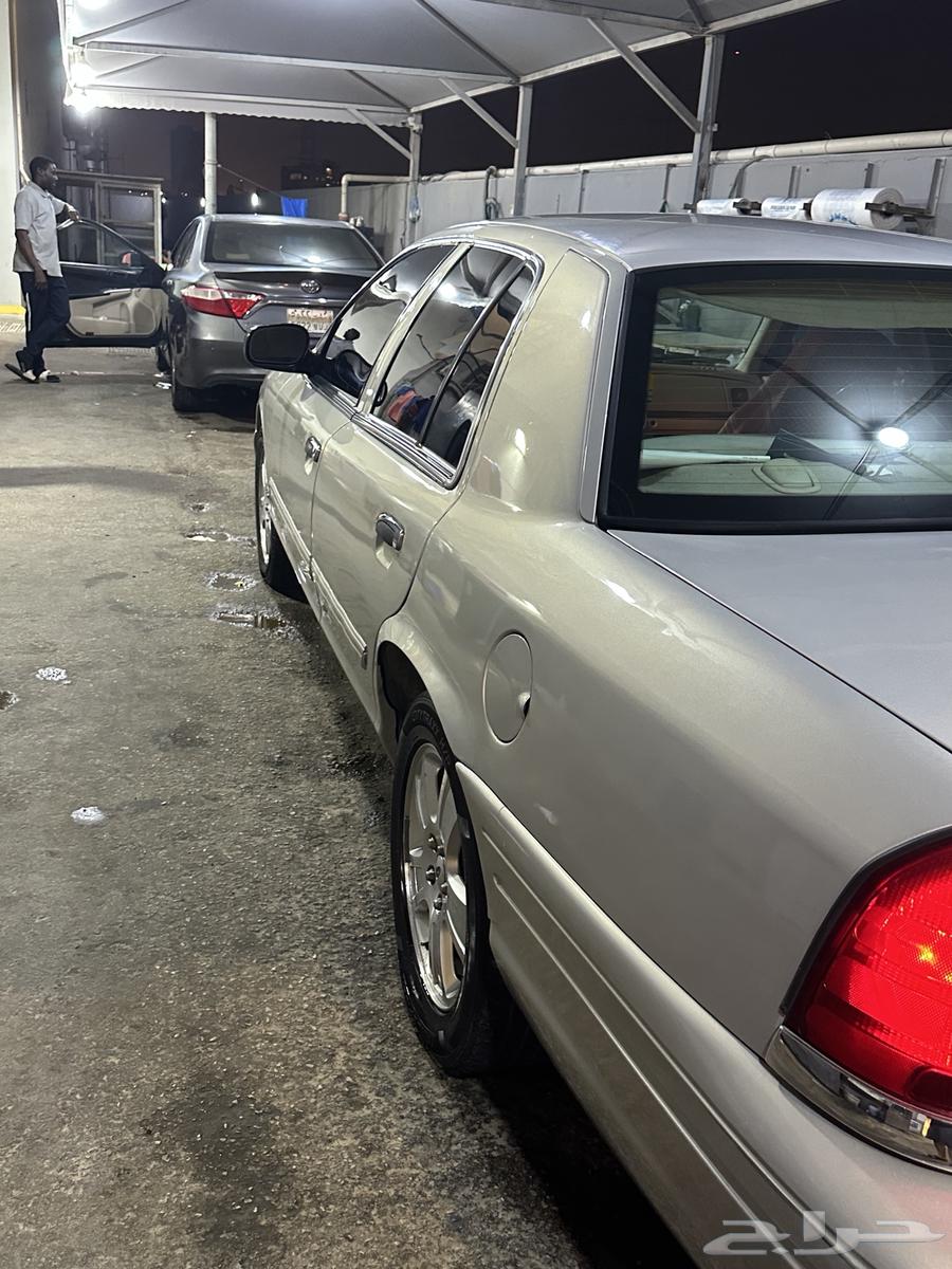Ford Victoria 201063654656084995114