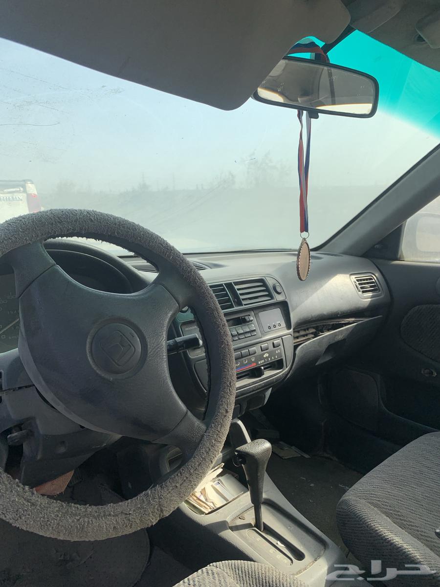 Civic 2000 for sale for parts or use63654652041473114