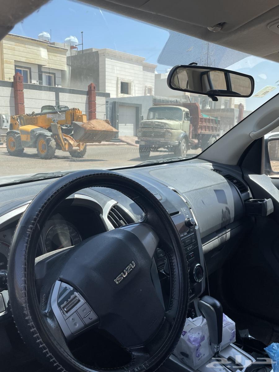 Isuzu 2015 Used63654897699201114