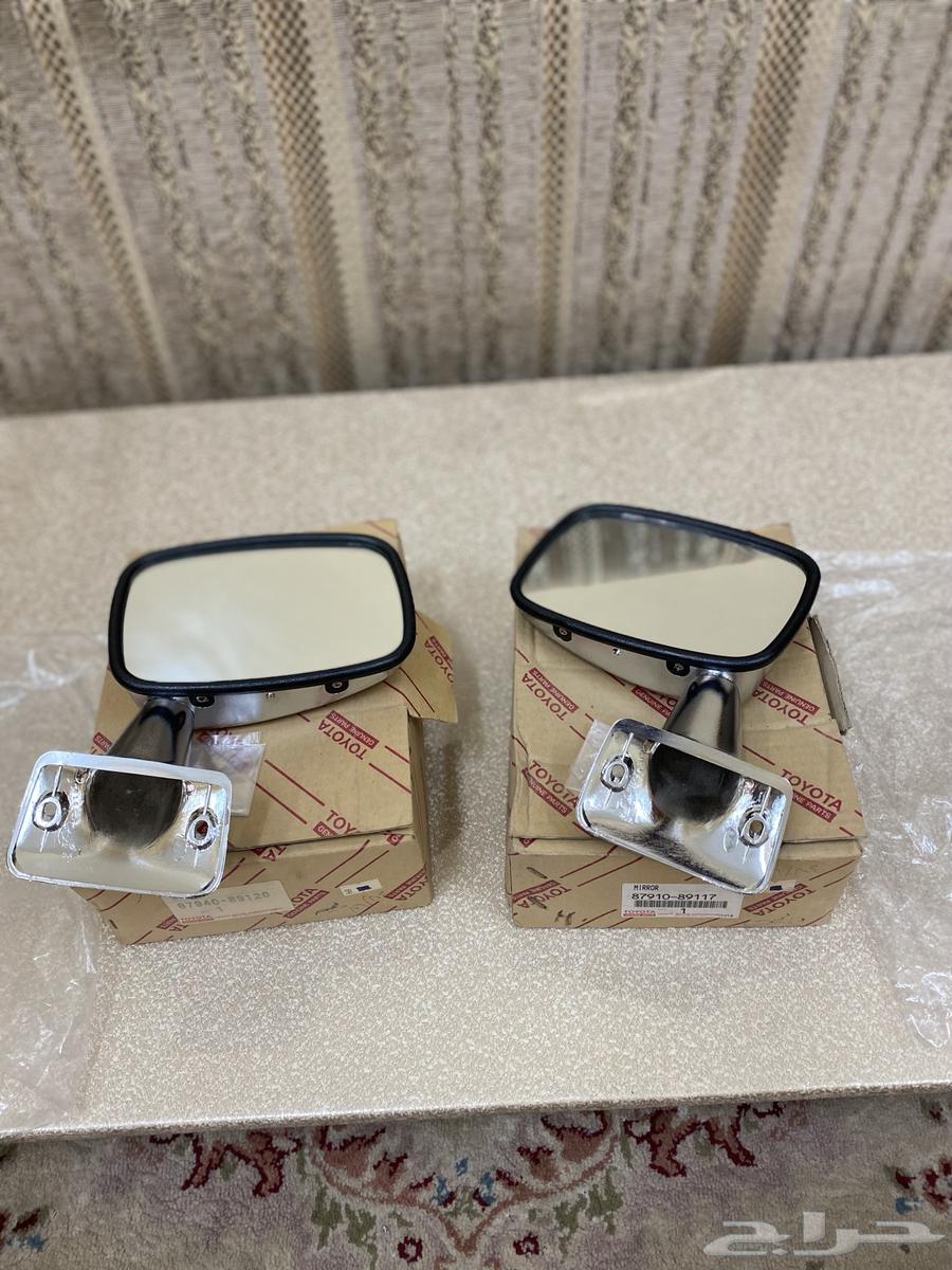 Toyota Hilux 84 to 86 Agency Mirrors63654657450371114