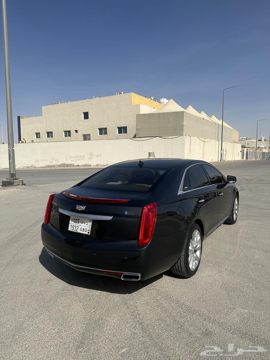 كاديلاك XT563654663686273113