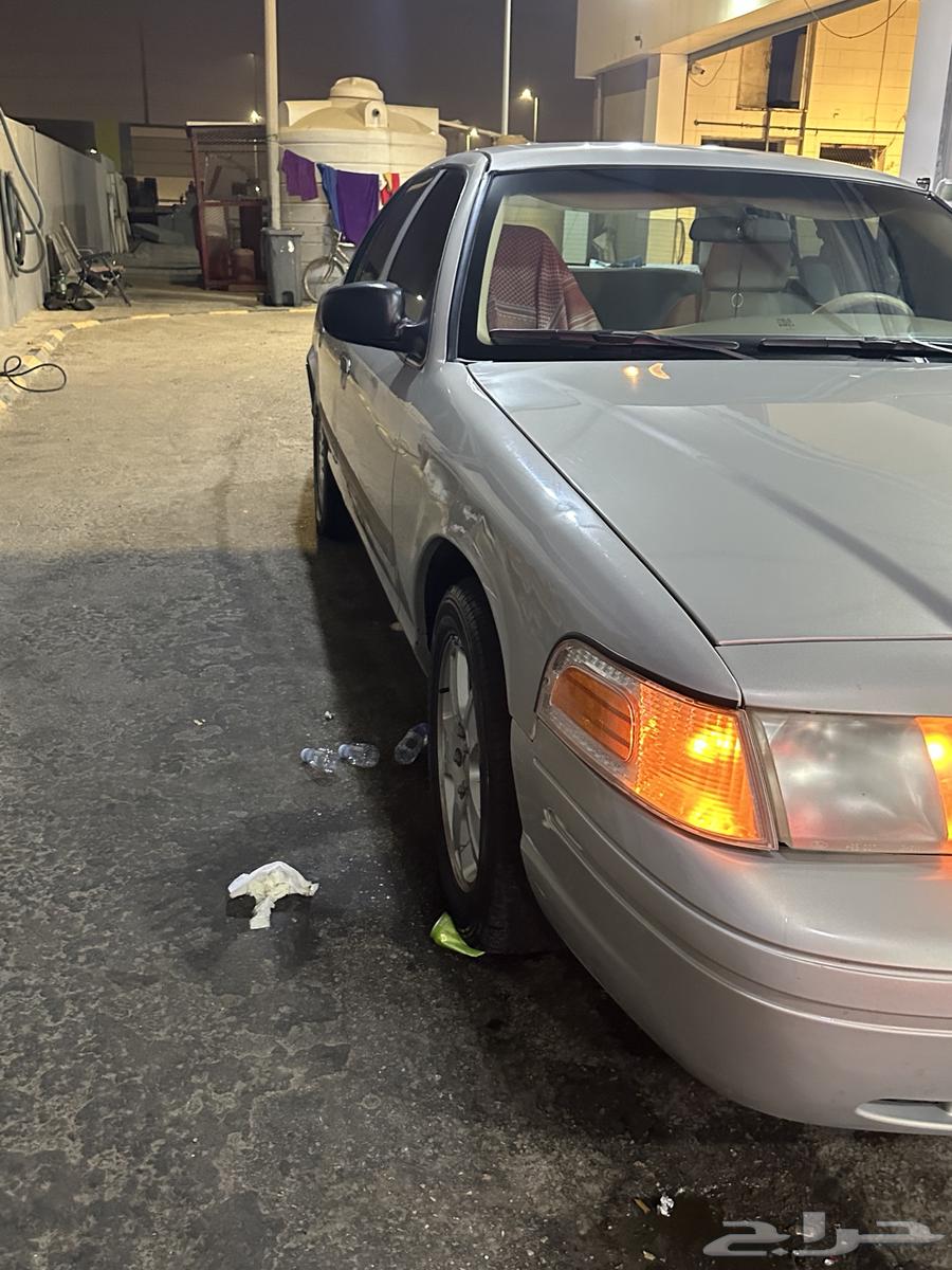 Ford Victoria 201063654656084995111