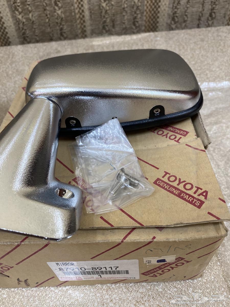 Toyota Hilux 84 to 86 Agency Mirrors63654657450371112