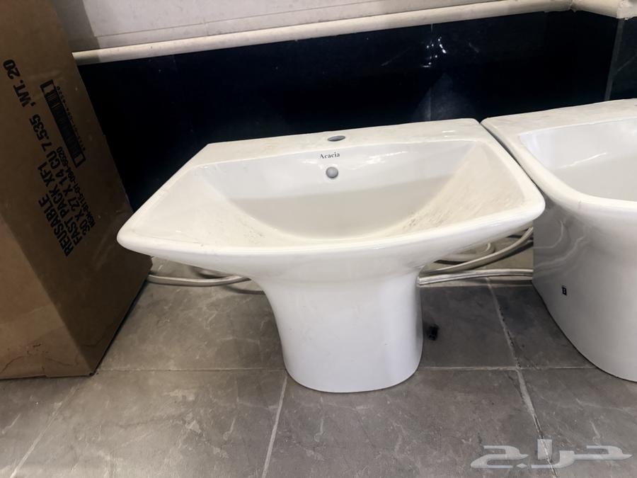 Bathroom sinks63618873558529112