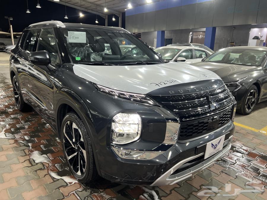 2025 Outlander Premium New63654654637825112