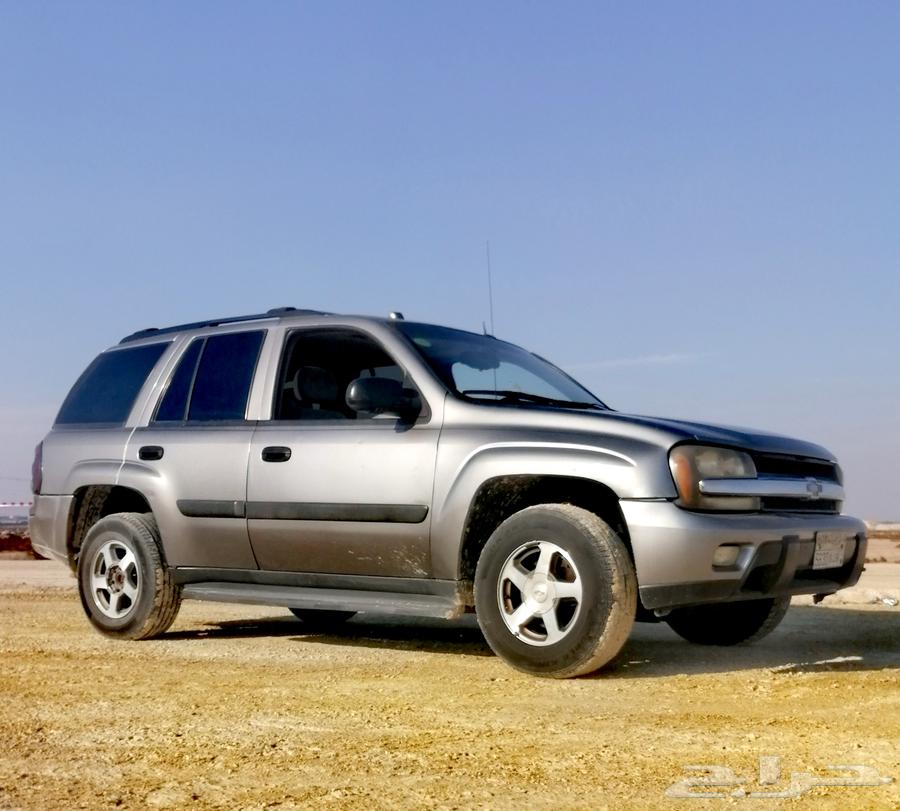 2005 Blazer for sale, engine makes noise, rest of the car is in good condition63654901786113110