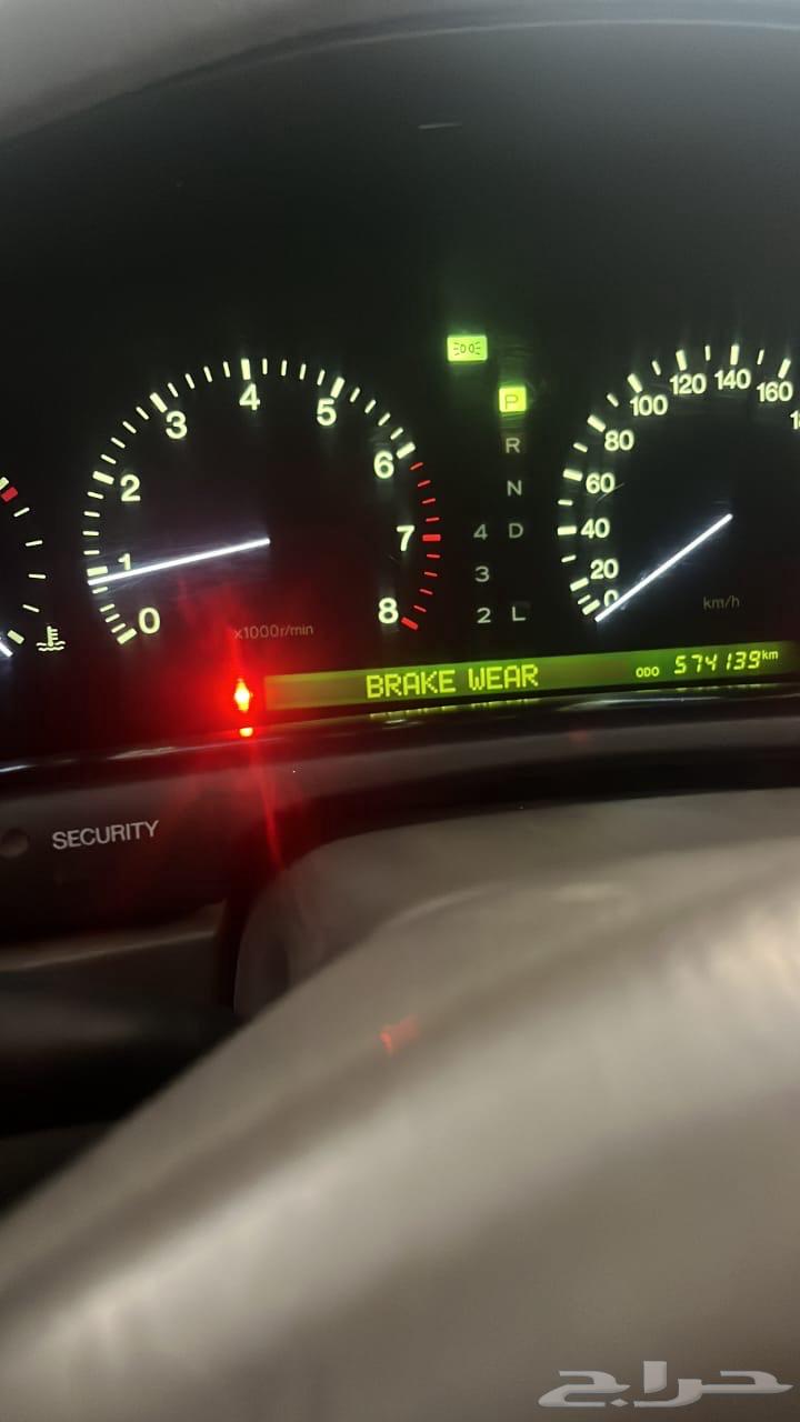 لكزس LS40063654659366915112