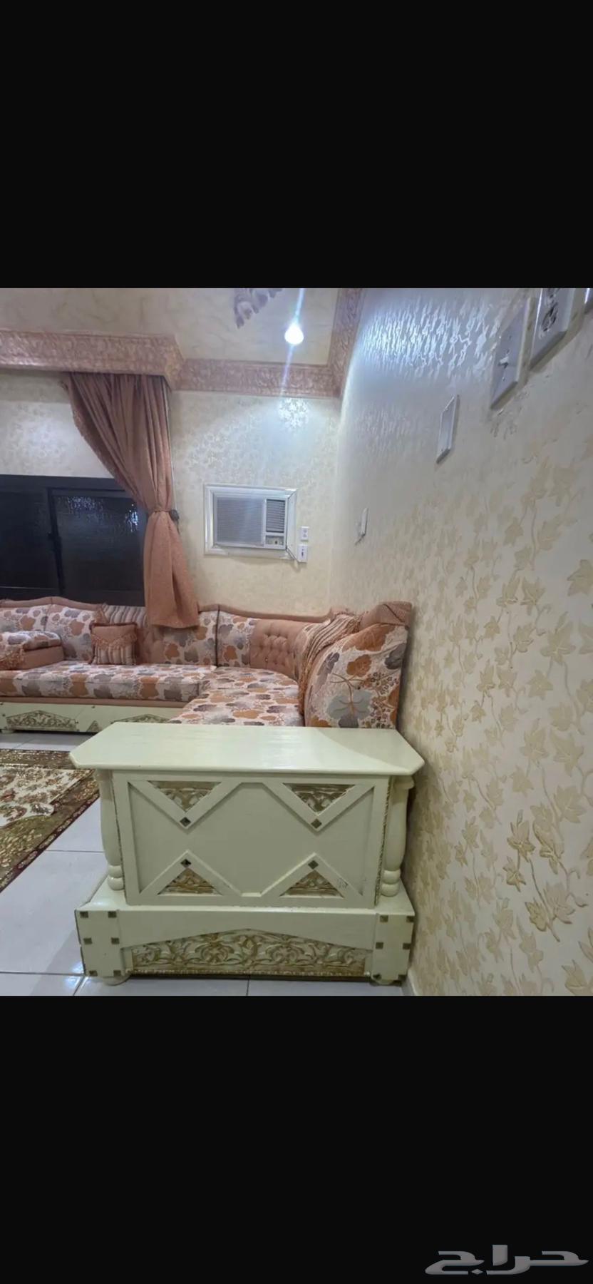 Sofas and wardrobes for sale, price negotiable63618768288385112