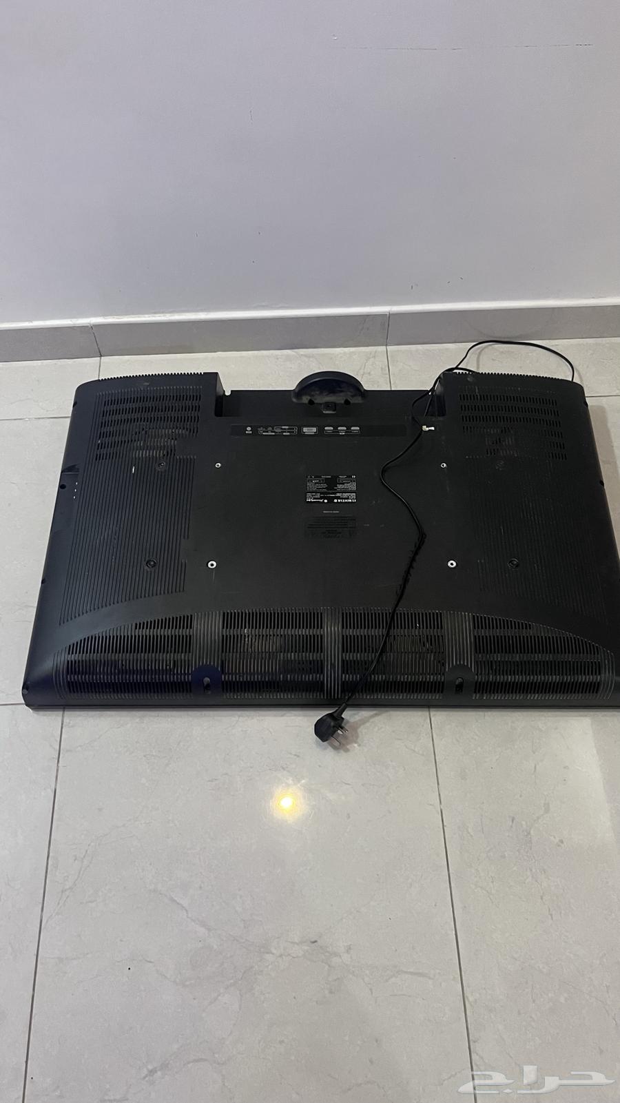 Screen for sale, very clean condition63618958543619111