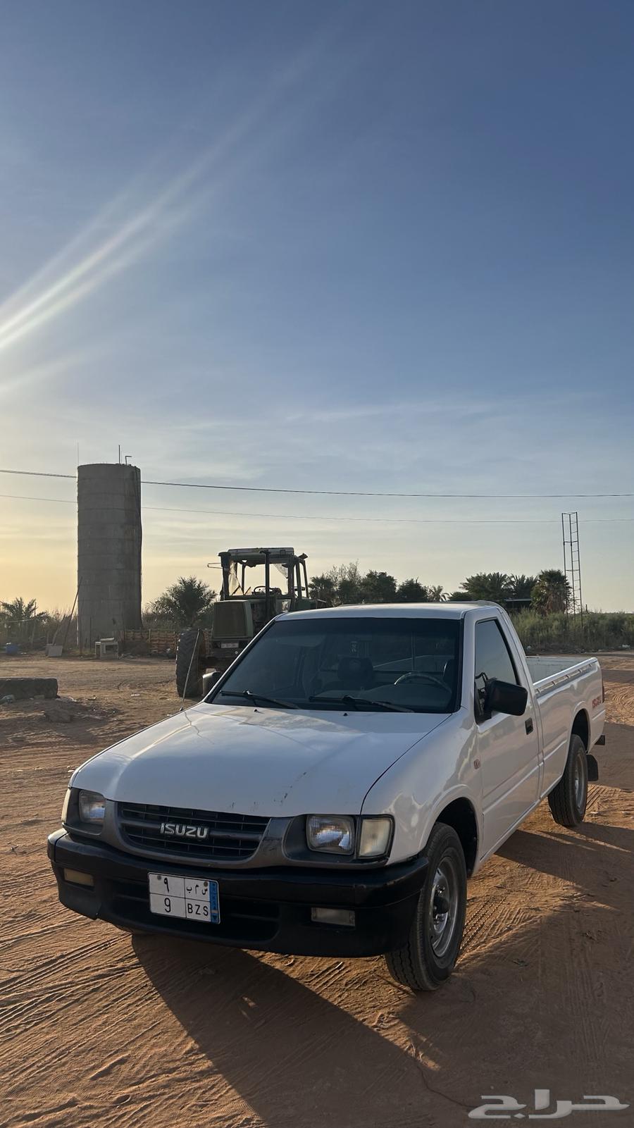 Isuzu car63654926751233110