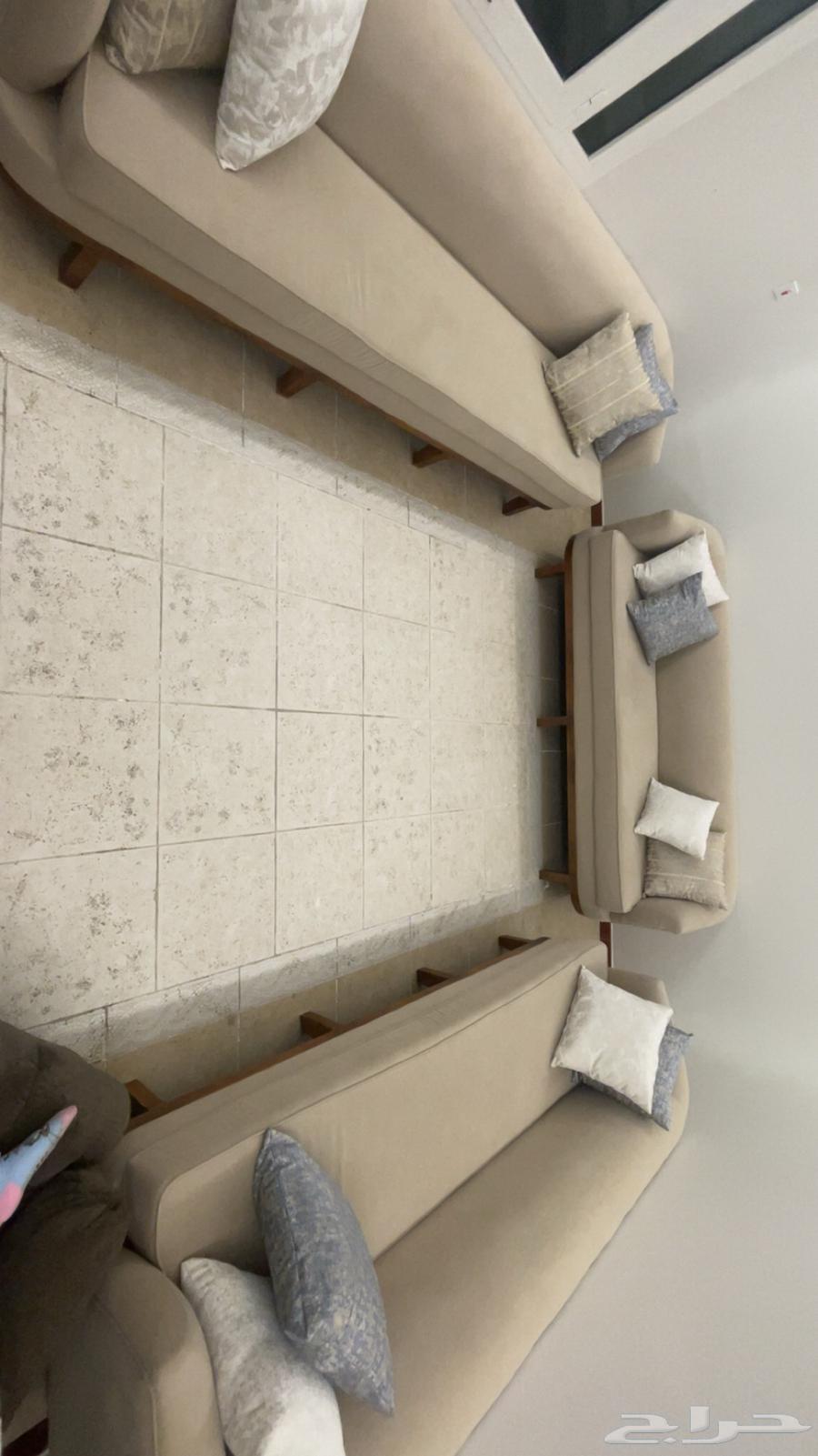 New sofa, used for two months with light usage63624942892162113