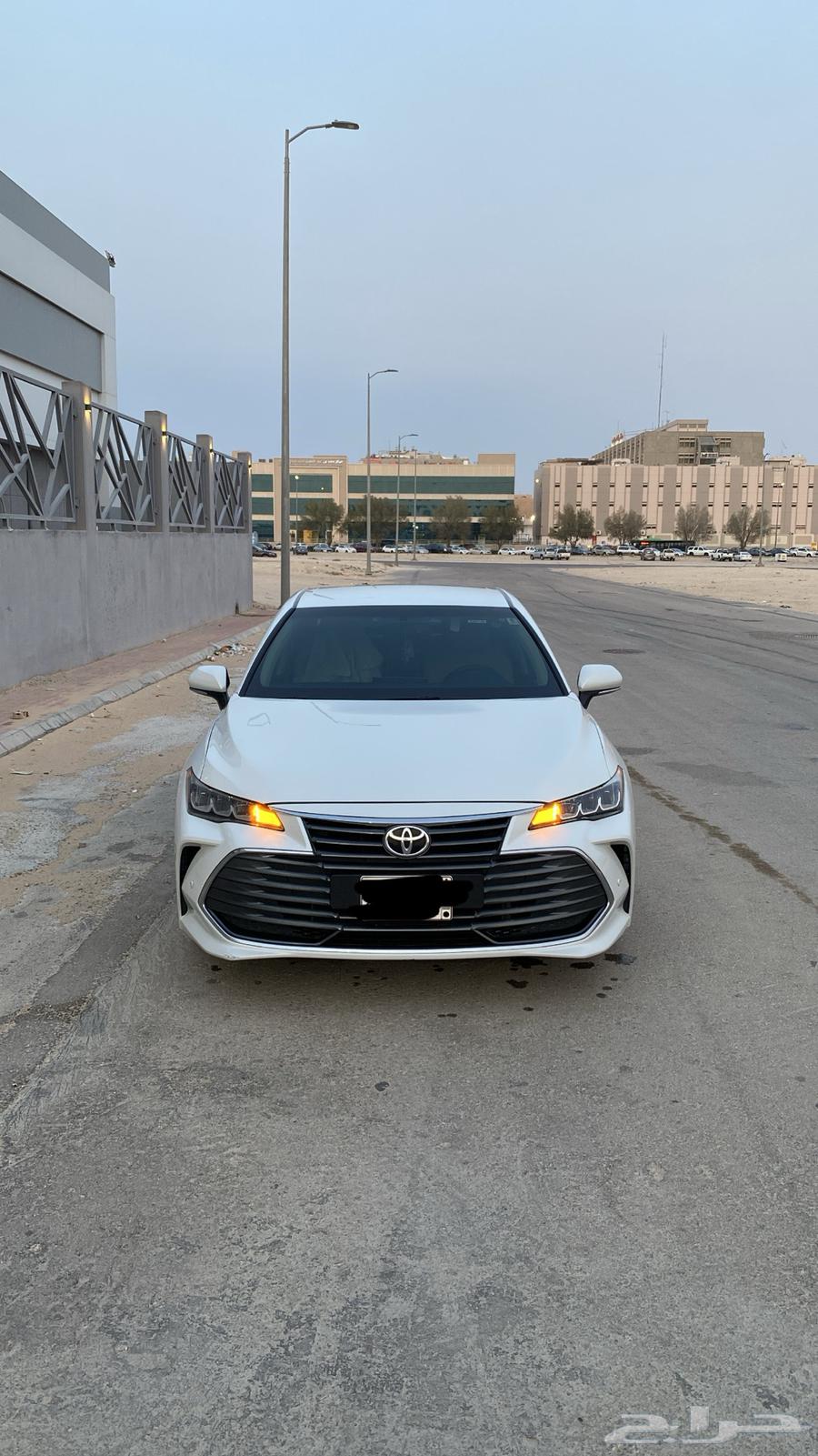 افلون XLE 2022 67KM63655055374595110