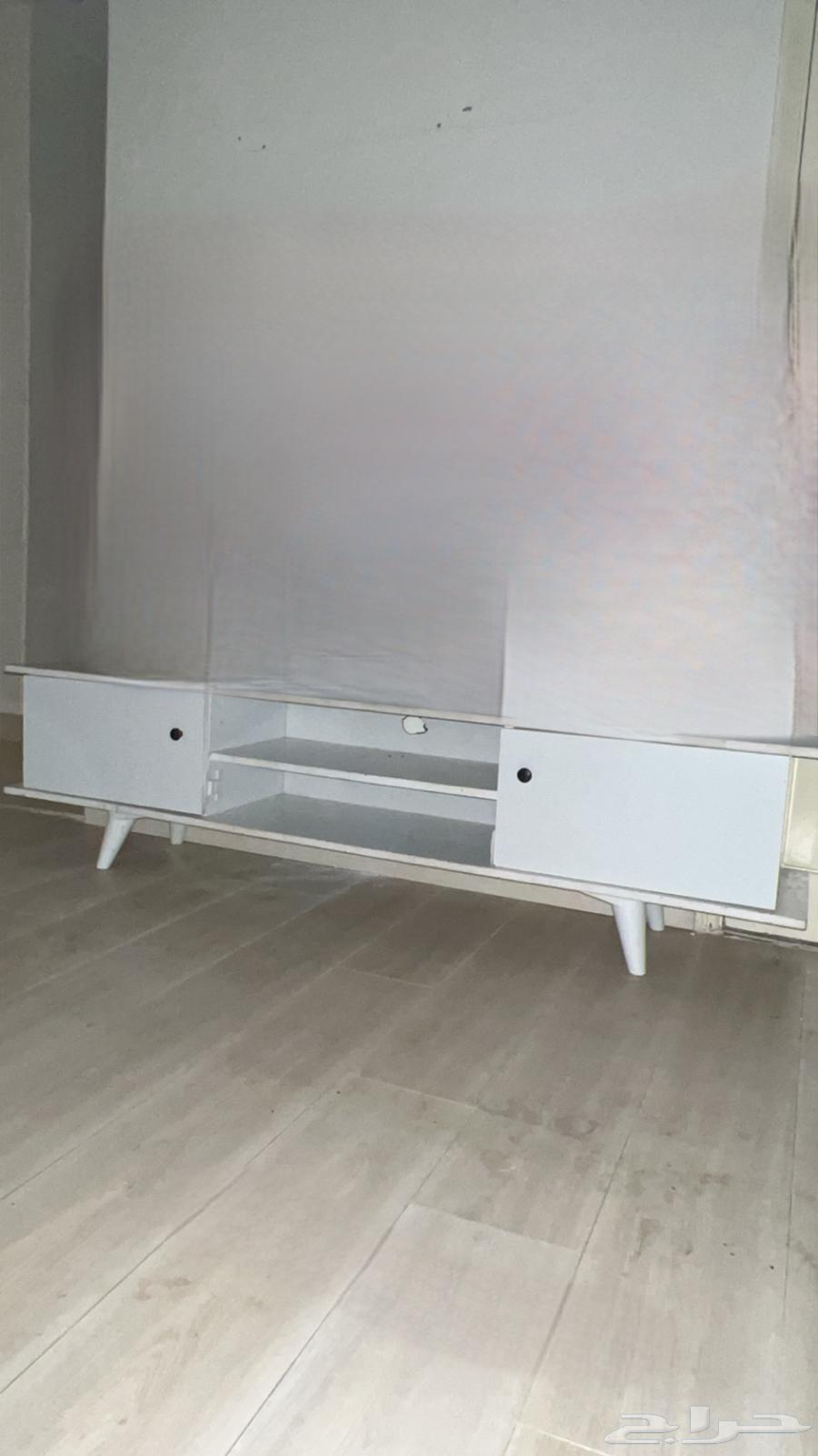 Television table63624216310530111