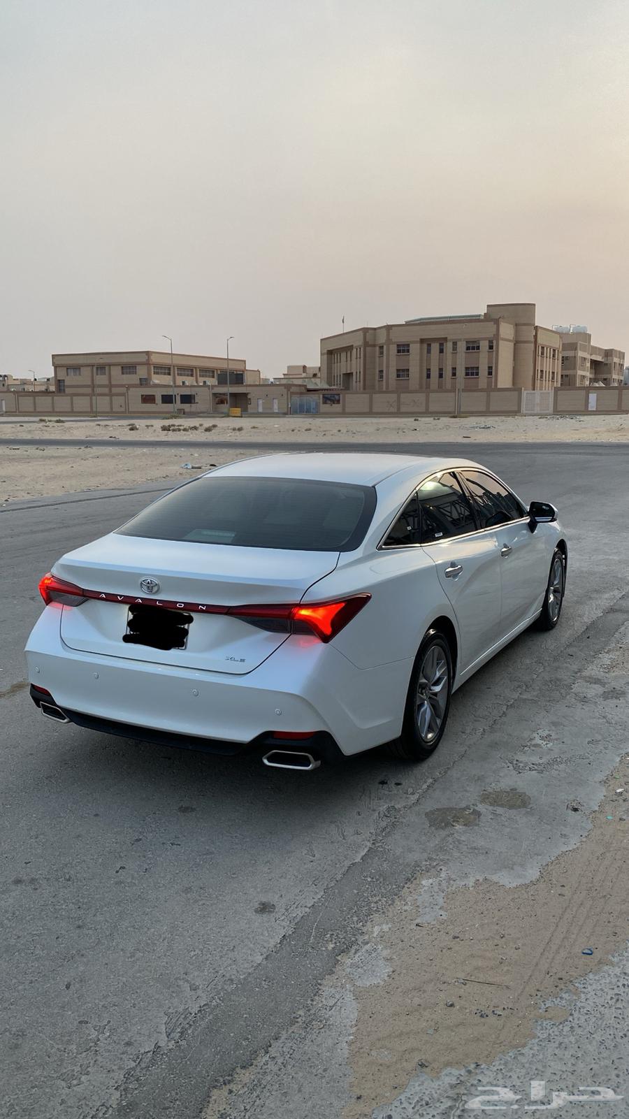 افلون XLE 2022 67KM63655055374595113