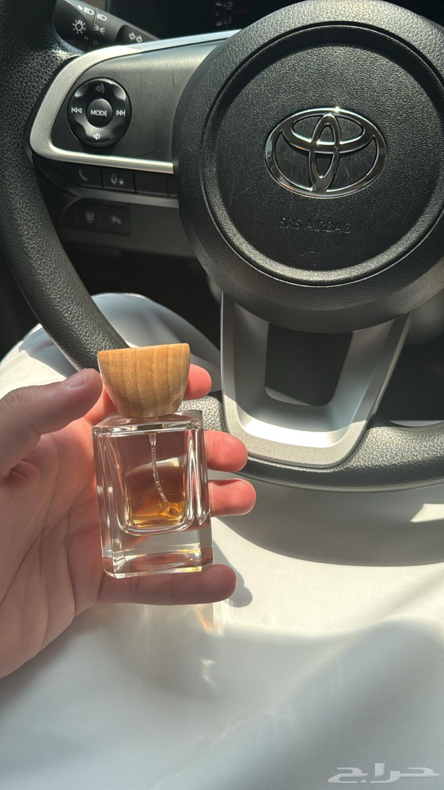 Empty perfume box, quantity 23,000 pieces63620342320513111