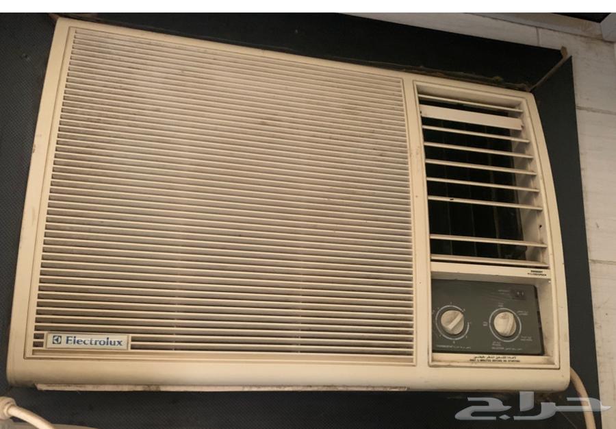 Two air conditioners in good condition, 18 units, Al Ghazal Al Tayer in good condition63620750534657111