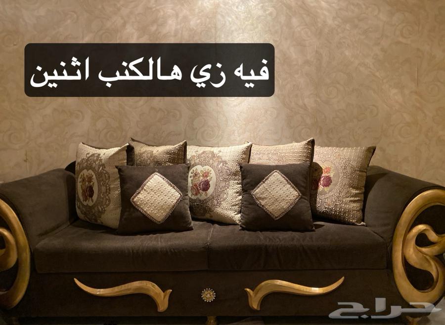 طقم كنب 5قطع مع 5طاولات وستارة ومفارش للطاولة مع مقعد63625111065219111