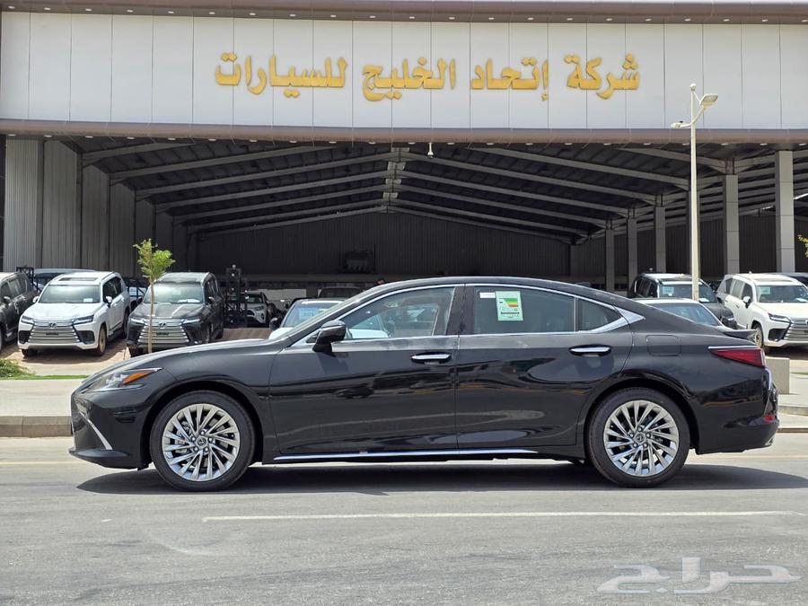 لكزس ES 350. كويتي. DD. 2025. بالكاش والاقصاد63654929684866114