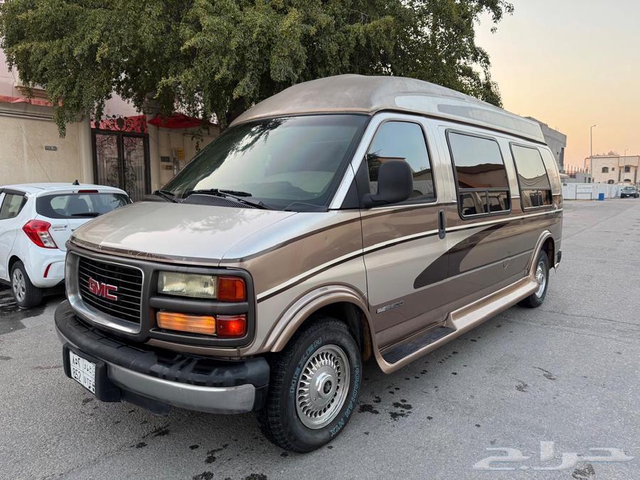 GMC Savannah63654924459267112