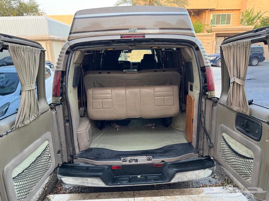GMC Savannah63654924459267113