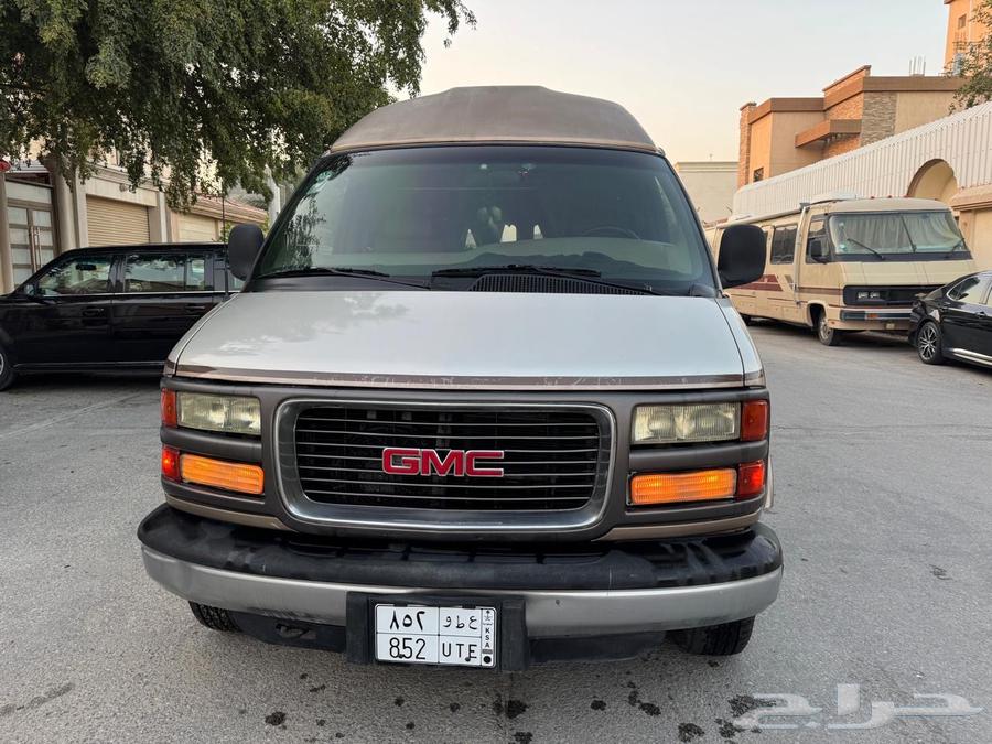 GMC Savannah63654924459267111