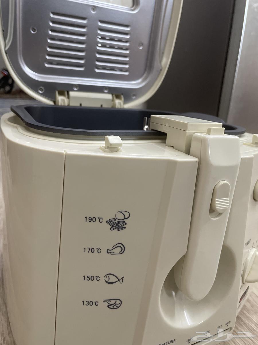 Chicken fryer, fish fryer, samosa fryer, and all fryers, plus chicken and meat grinder63621678608770113