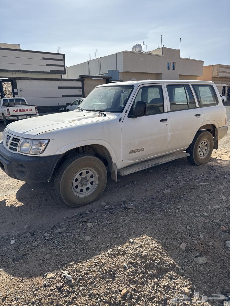 جيب باترول 2002 نضيف63655045061763113
