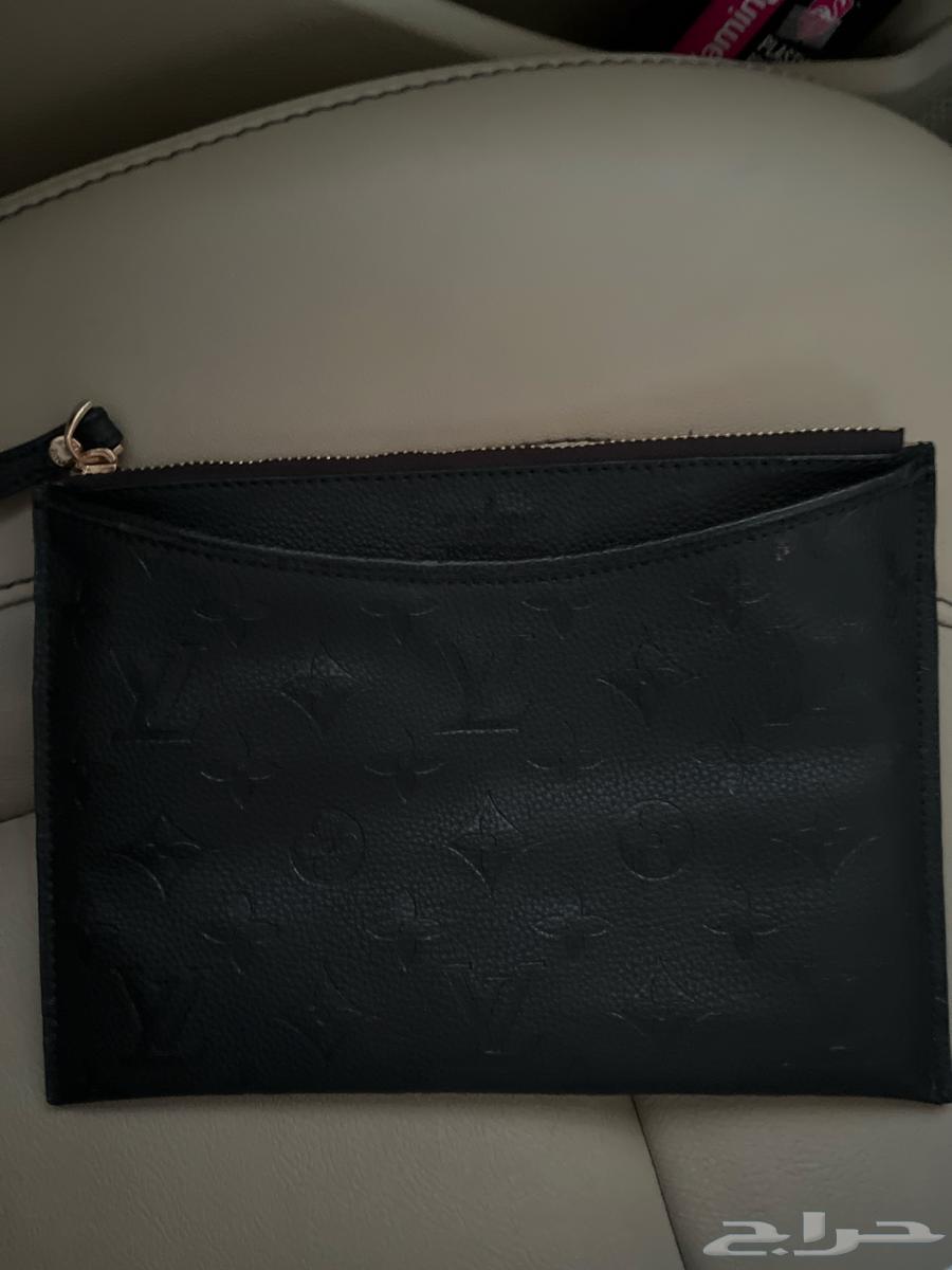 Authentic Louis Vuitton bag63623386508034111