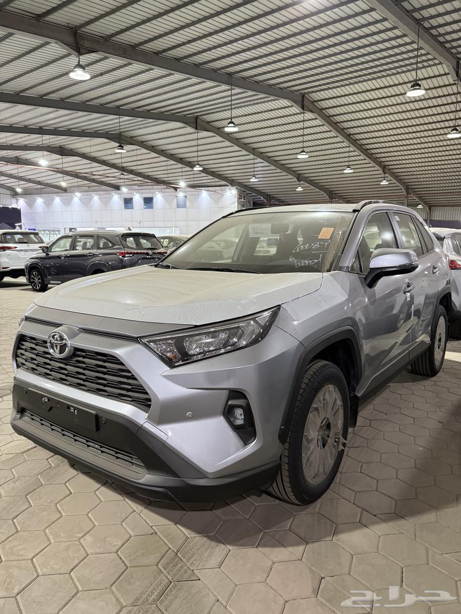 Toyota RAV4 XLE Gasoline 202563655046985858112