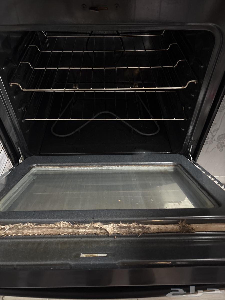 New oven, used for only 3 years, priced at 150063624790554499111