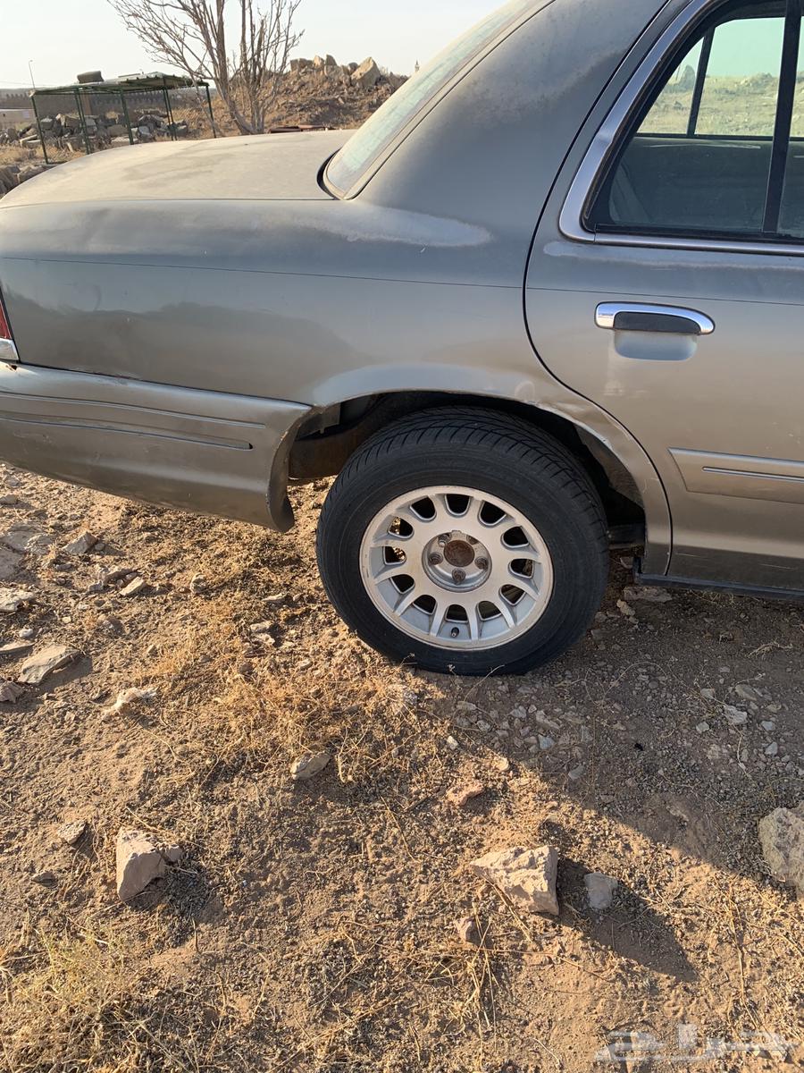 Ford Crown 200063654927789187111