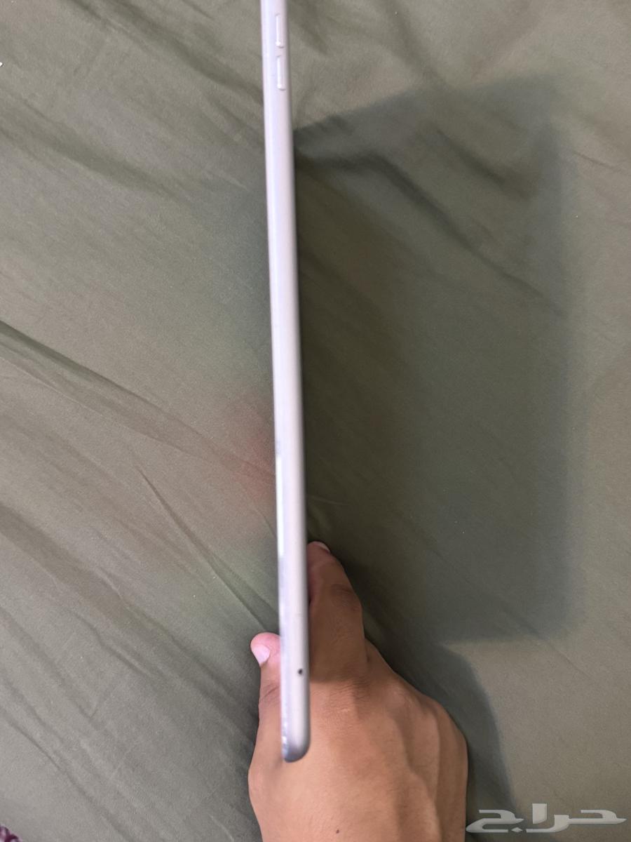 ايباد اير للبيع   iPad Air for Sale63624444006531114