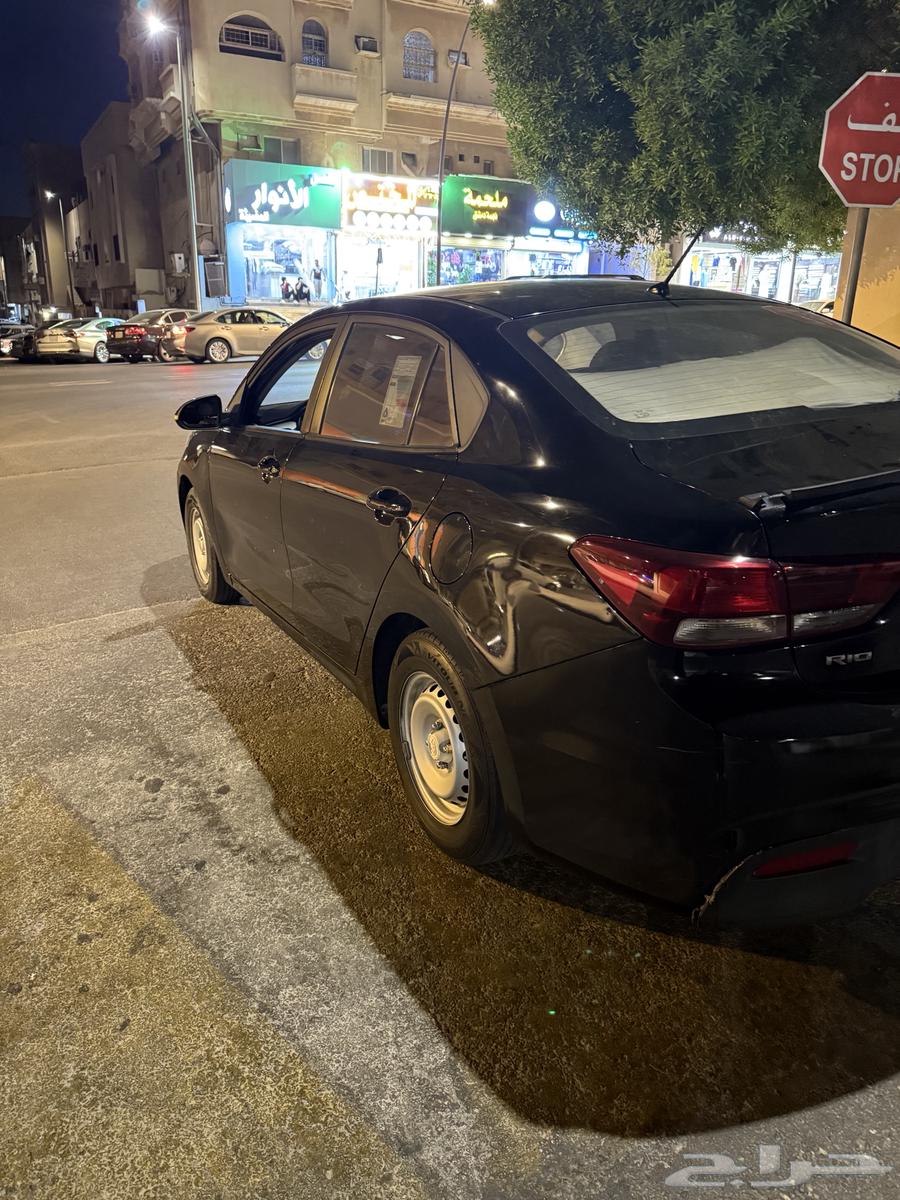 كيا ريو 2019 اوتمتيك فيها مثبت سرعه وشاشه الممشى 23063654922380546111