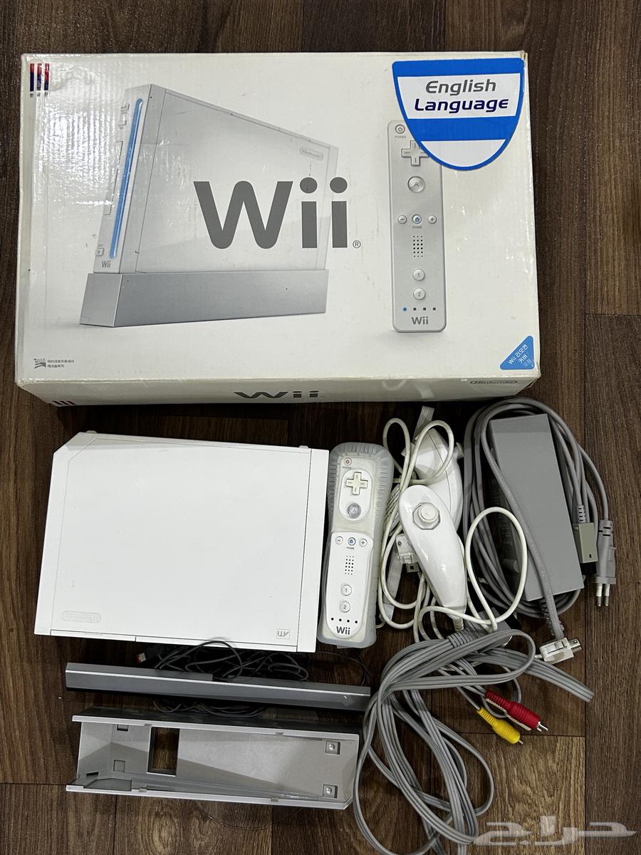 Wii console with box and accessories63618961428099111