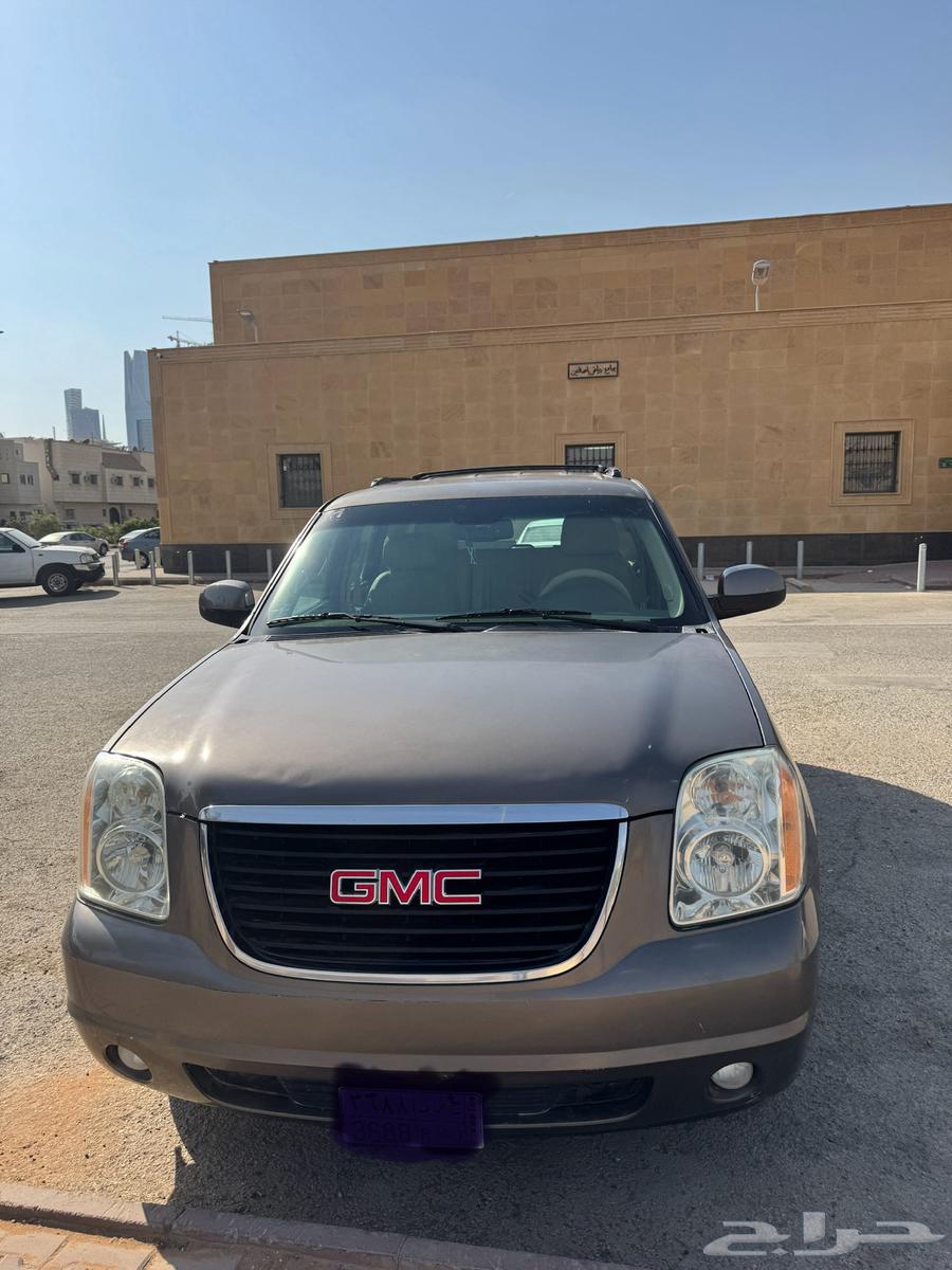 GMC YUKON 201463654927141506110