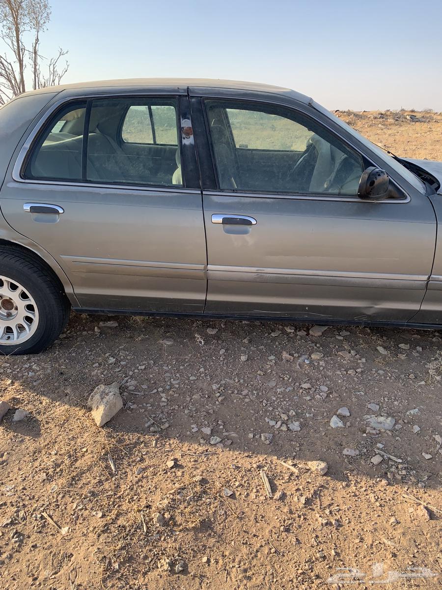 Ford Crown 200063654927789187113
