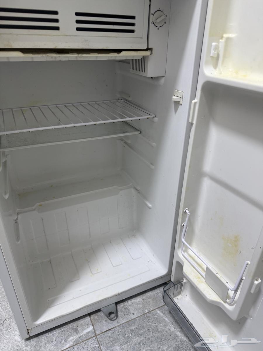 Clean fridge for sale63622151008387112