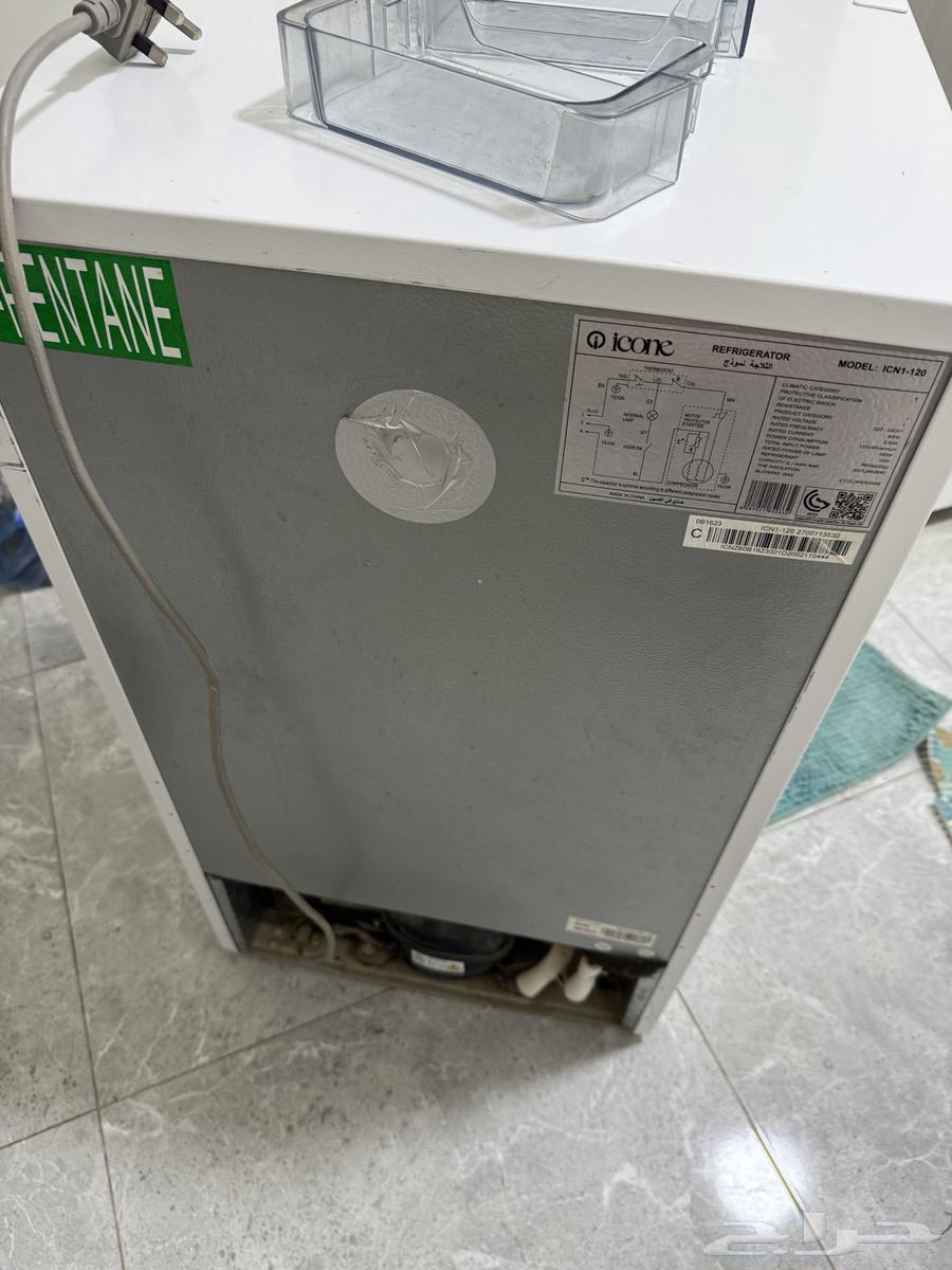 Clean fridge for sale63622151008387111