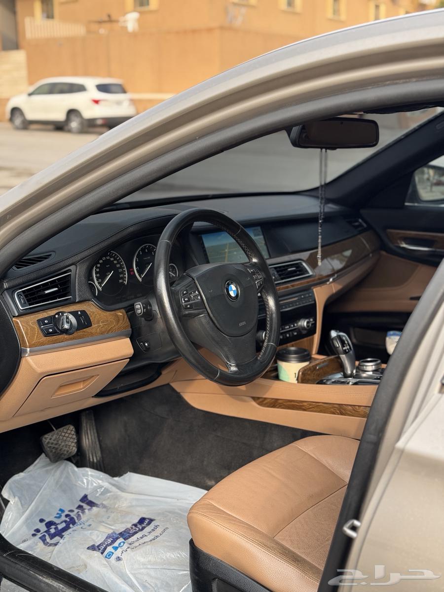 BMW 7 Series 730li 201263654922115201114