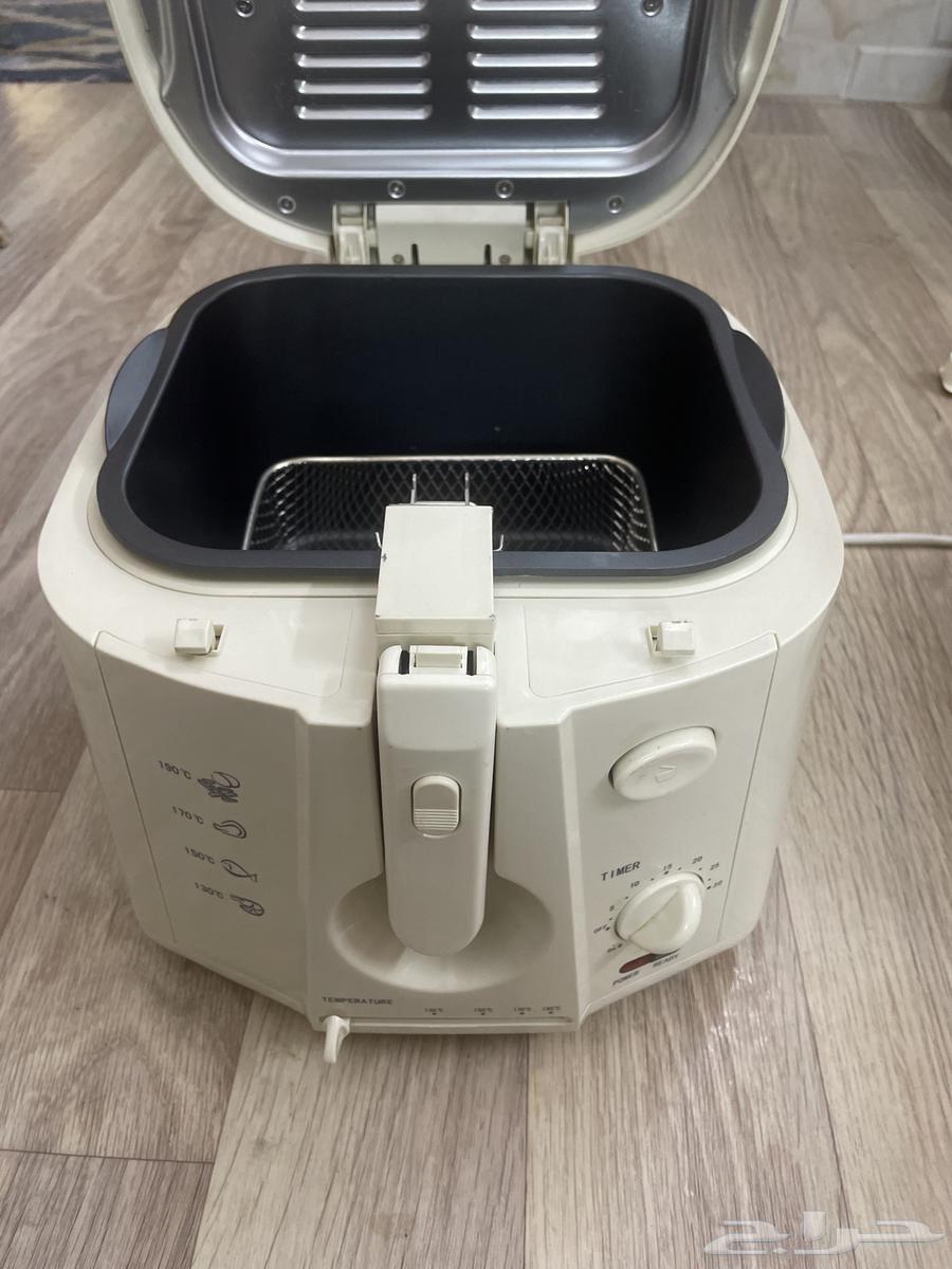 Chicken fryer, fish fryer, samosa fryer, and all fryers, plus chicken and meat grinder63621678608770111