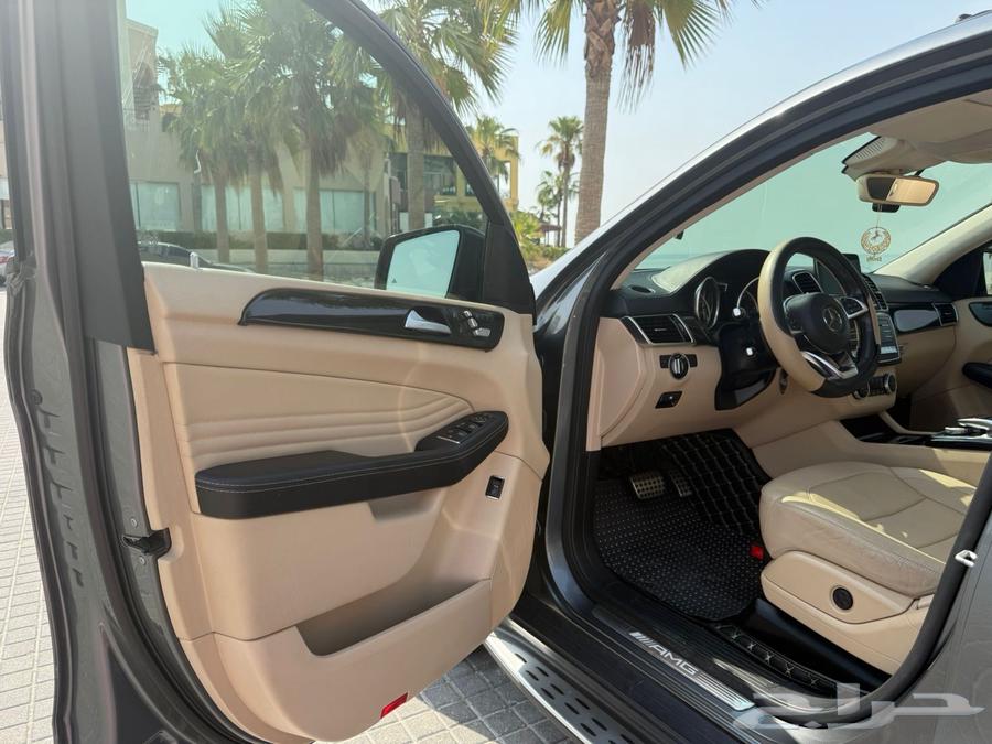 Mercedes GLE 43 coupe 201863654919934210112