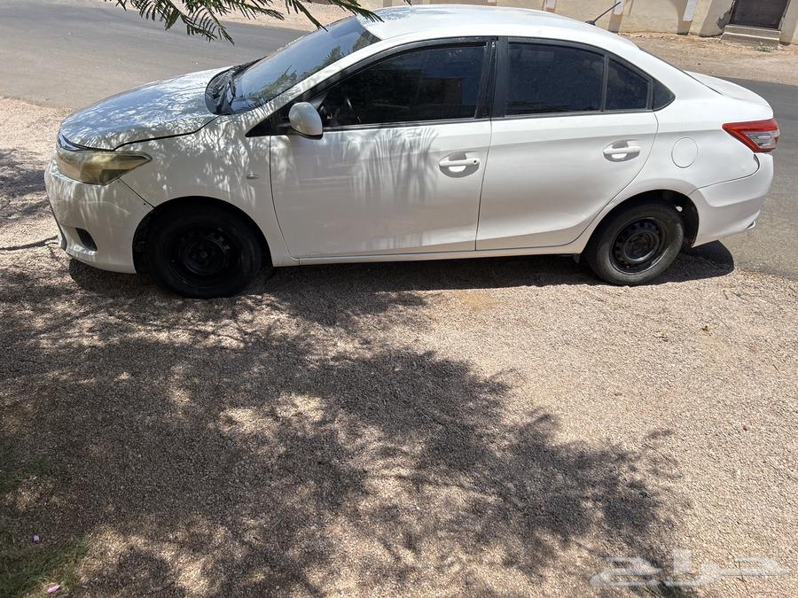 Yaris 201463654923433089110