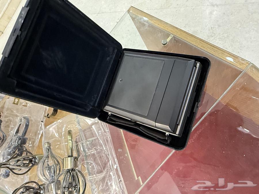 A very rare vintage Polaroid camera, possibly 30 years old63621839404545111