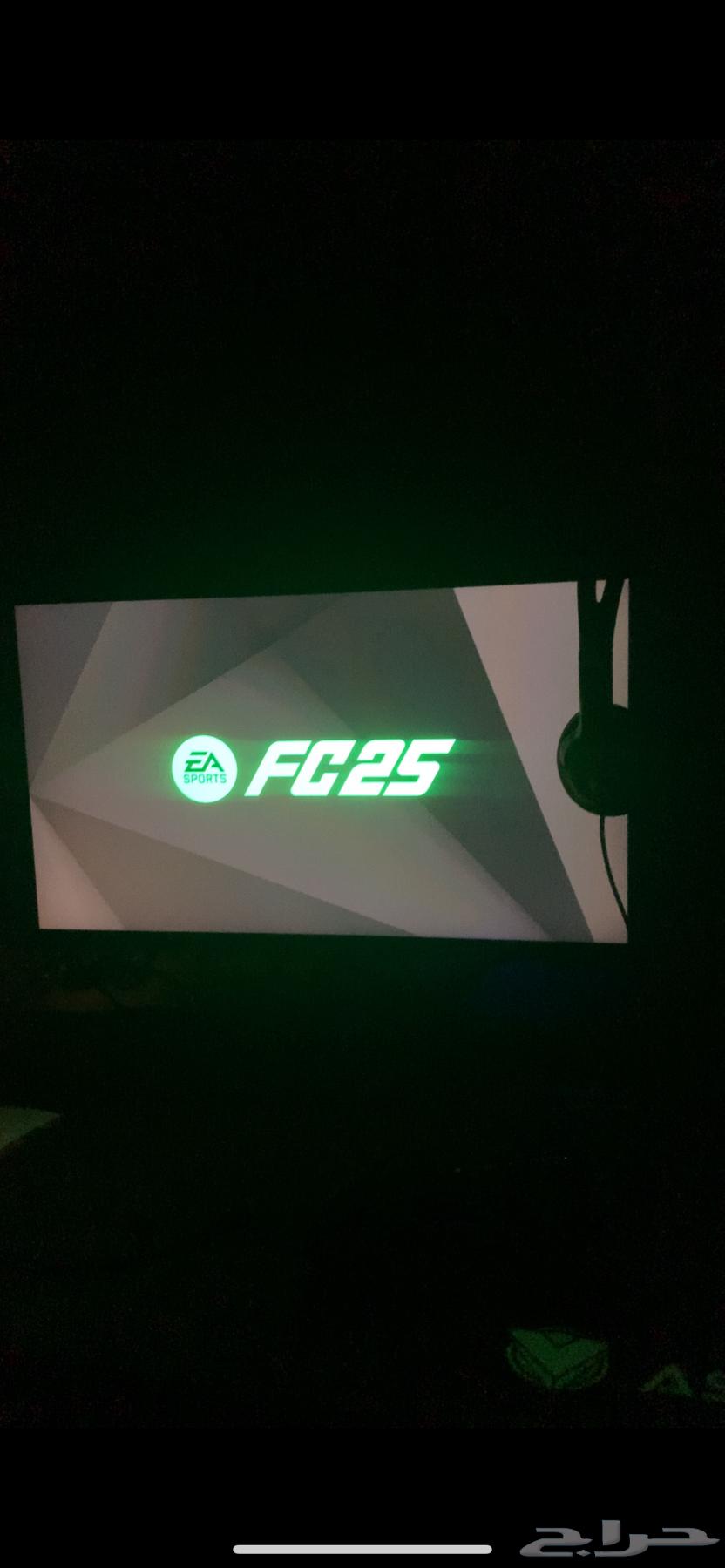 سوني فور فيفا 25 وكرسي قيمنق63622226213891114