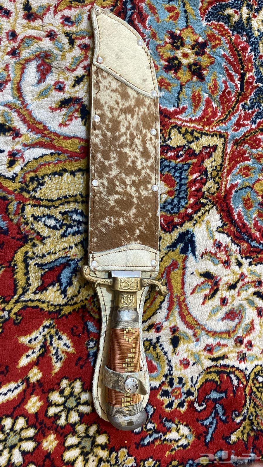 Rambo Knife and Brazilian (Collectible Heritage Knives for 80s Hunting and Camping)63621839357826112