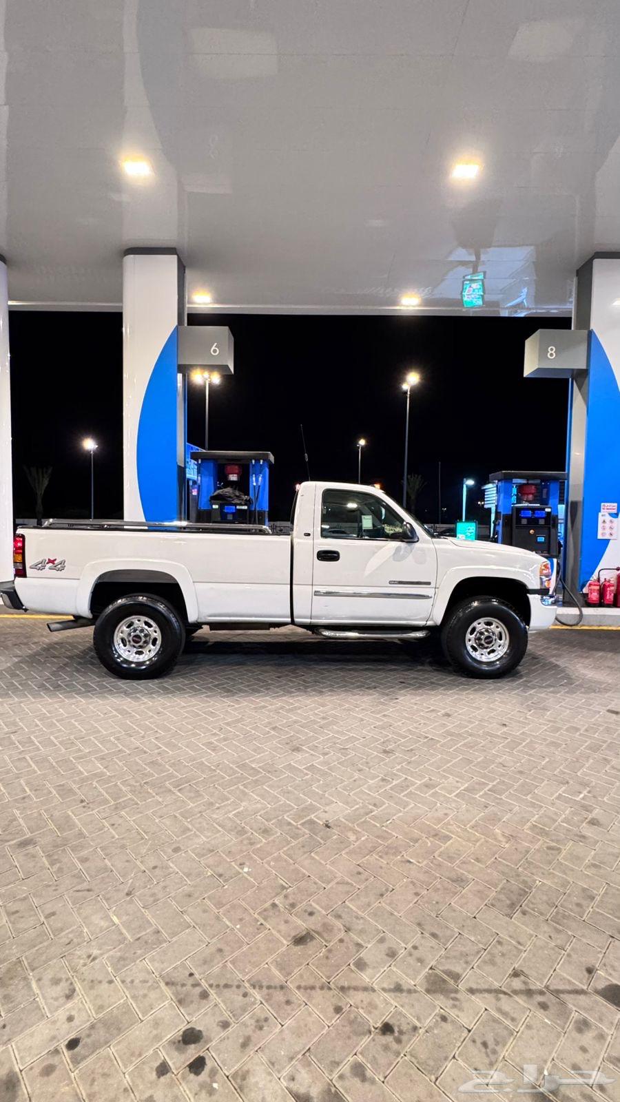 GMC Sierra 200163654907601538114